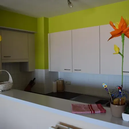 Frontal Seaview With Free Parking Garage And Free Bikes Apartment Knokke-Heist